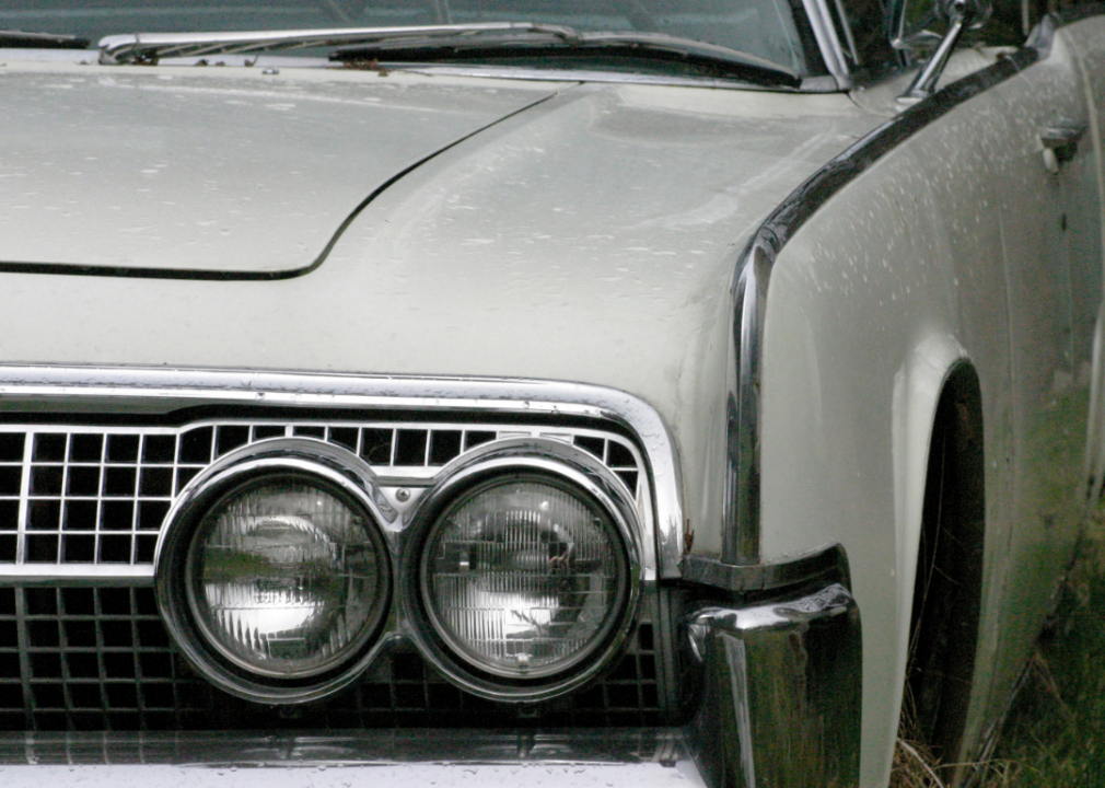 1963